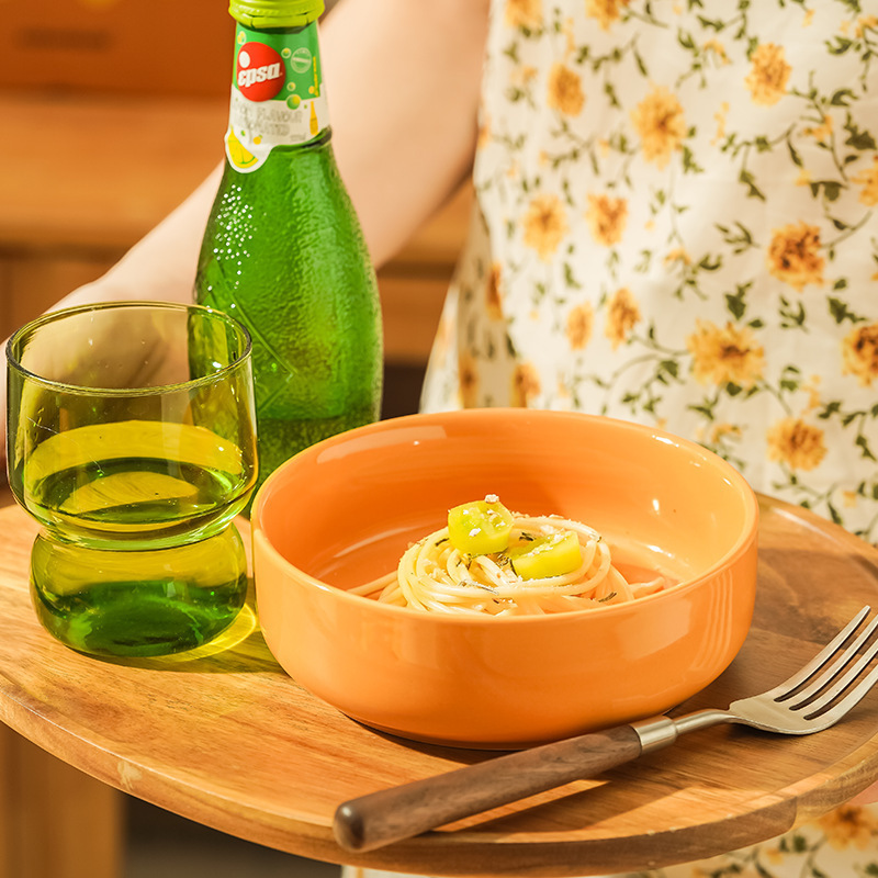 Ceramic tableware set of plates and bowls with a hamburger shape design