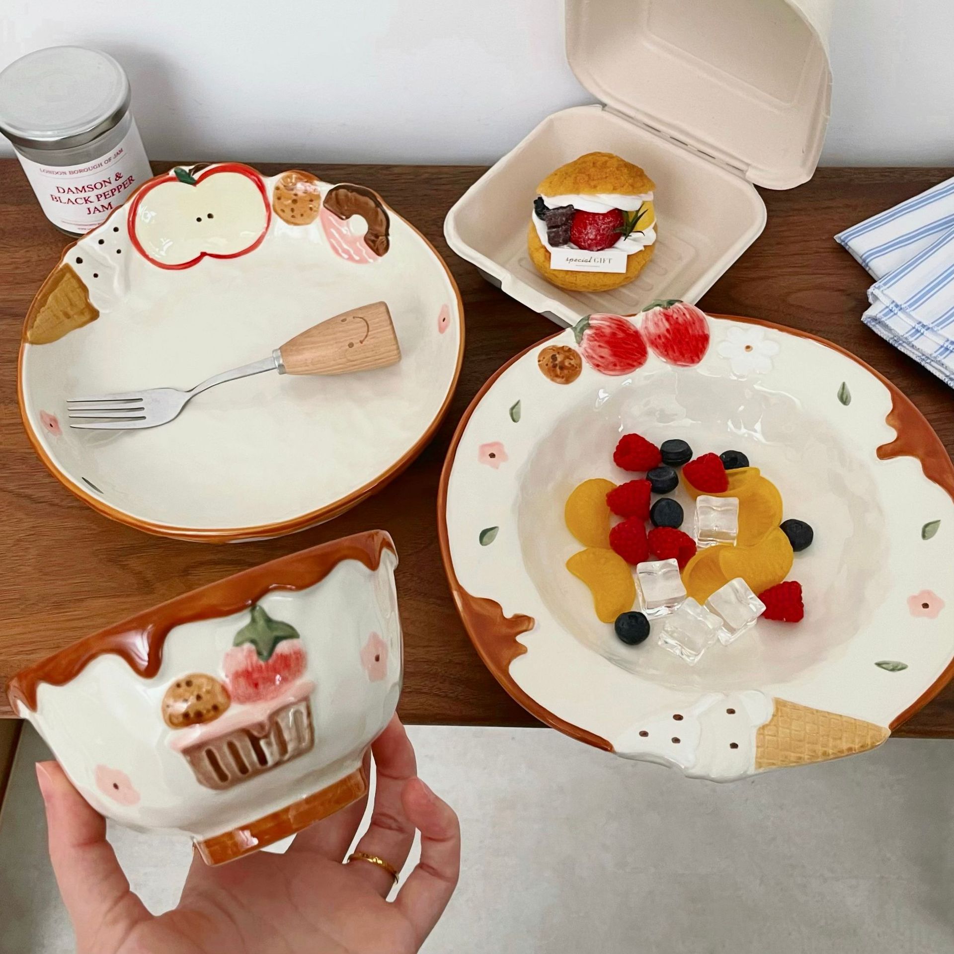 Haipai Strawberry Ceramic Salad Plate, Deep Soup Plate, Breakfast Plate, Dessert Plate