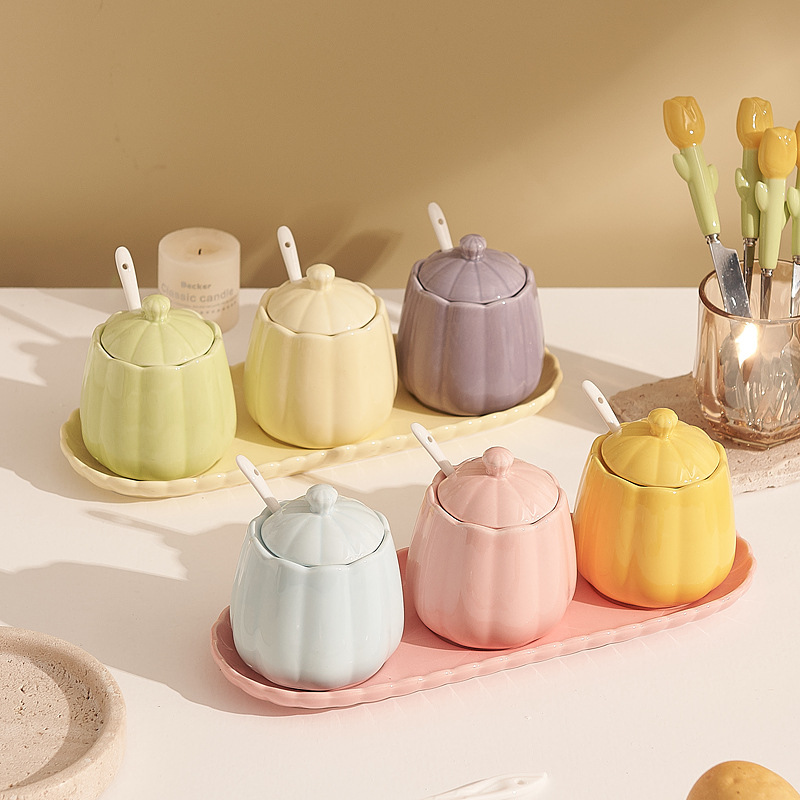 Ceramic seasoning jar set with three-color mix and match