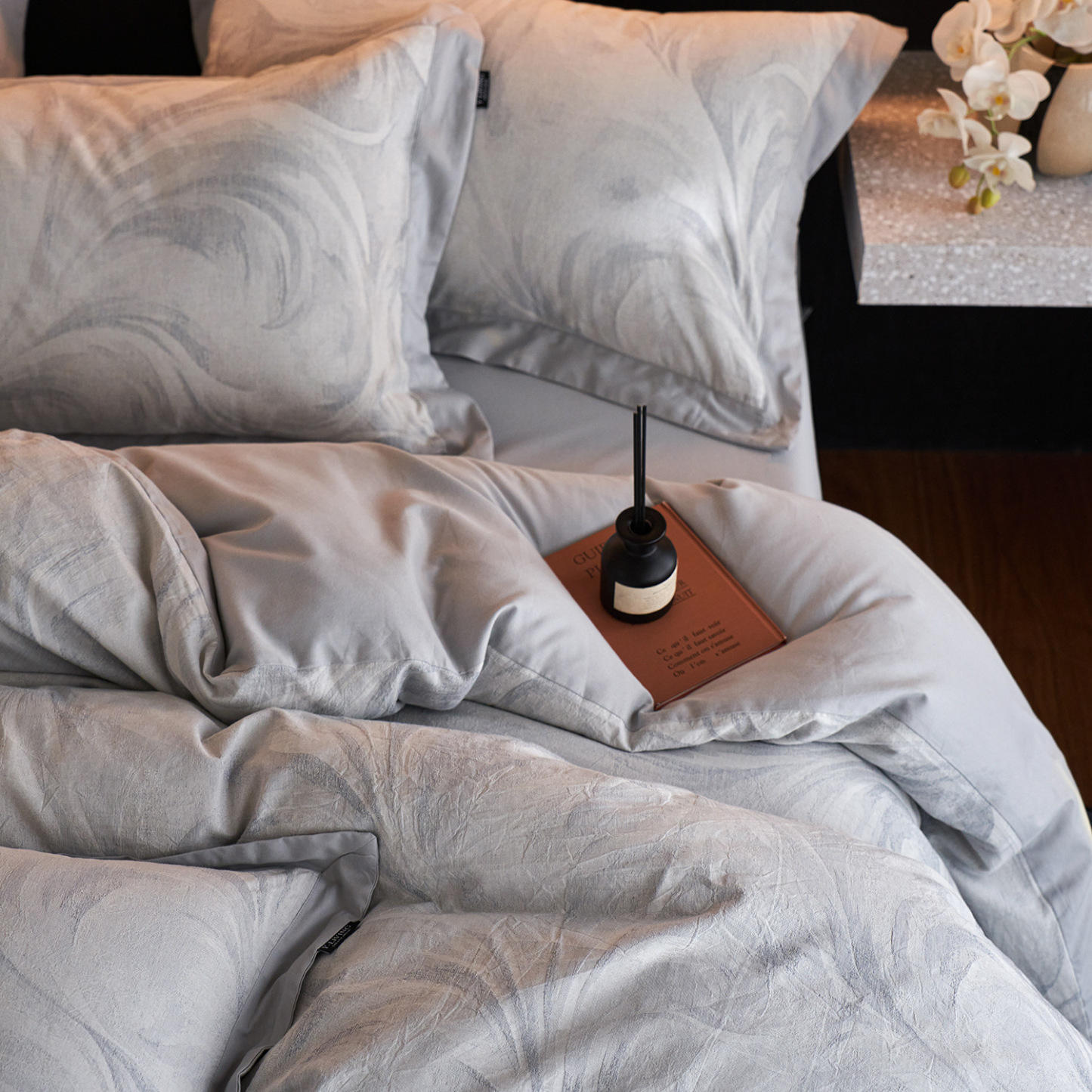 Flax jacquard satin brushed bedding four-piece set