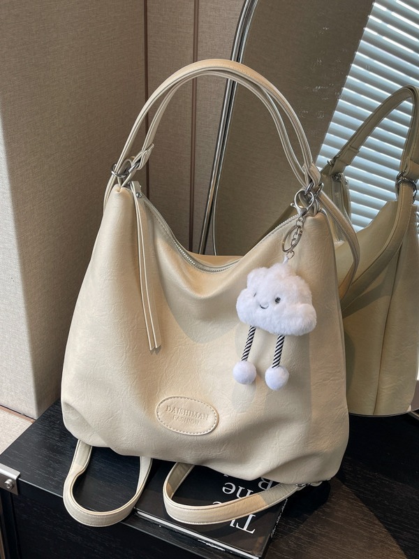 Simple and stylish casual bag with large capacity