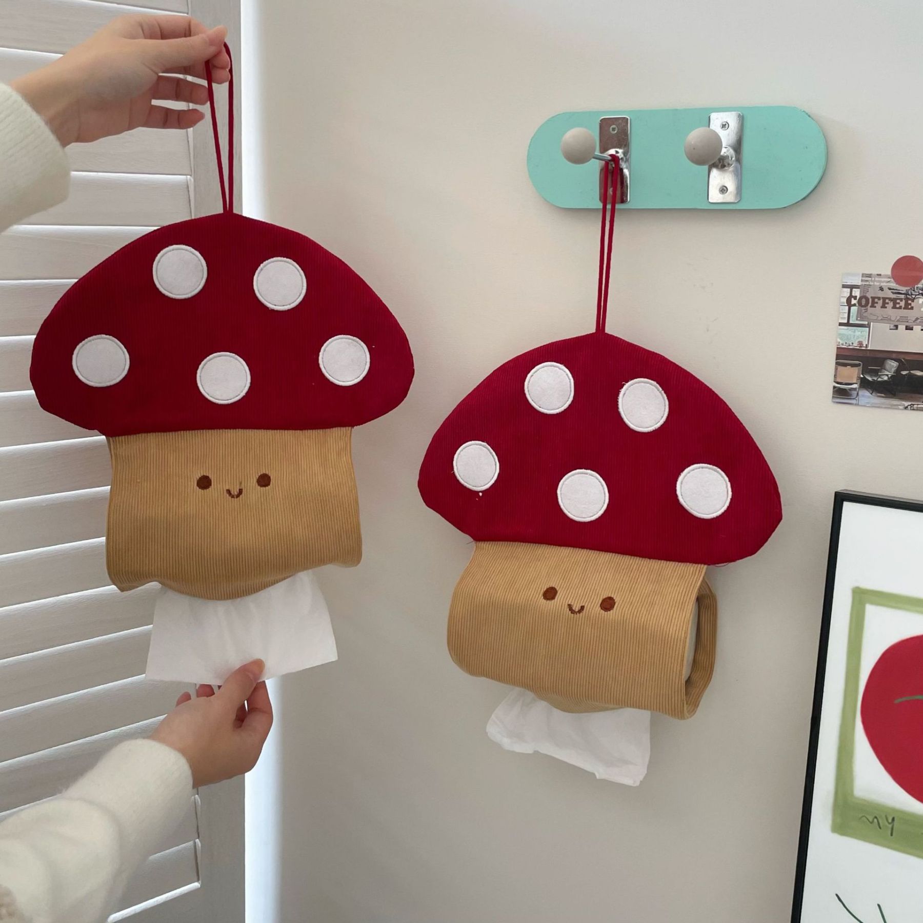 Cute Mushroom Punch-free Wall-mounted Tissue Box