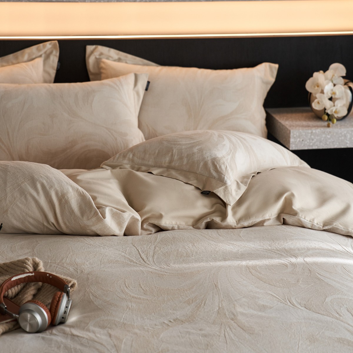 Flax jacquard satin brushed bedding four-piece set