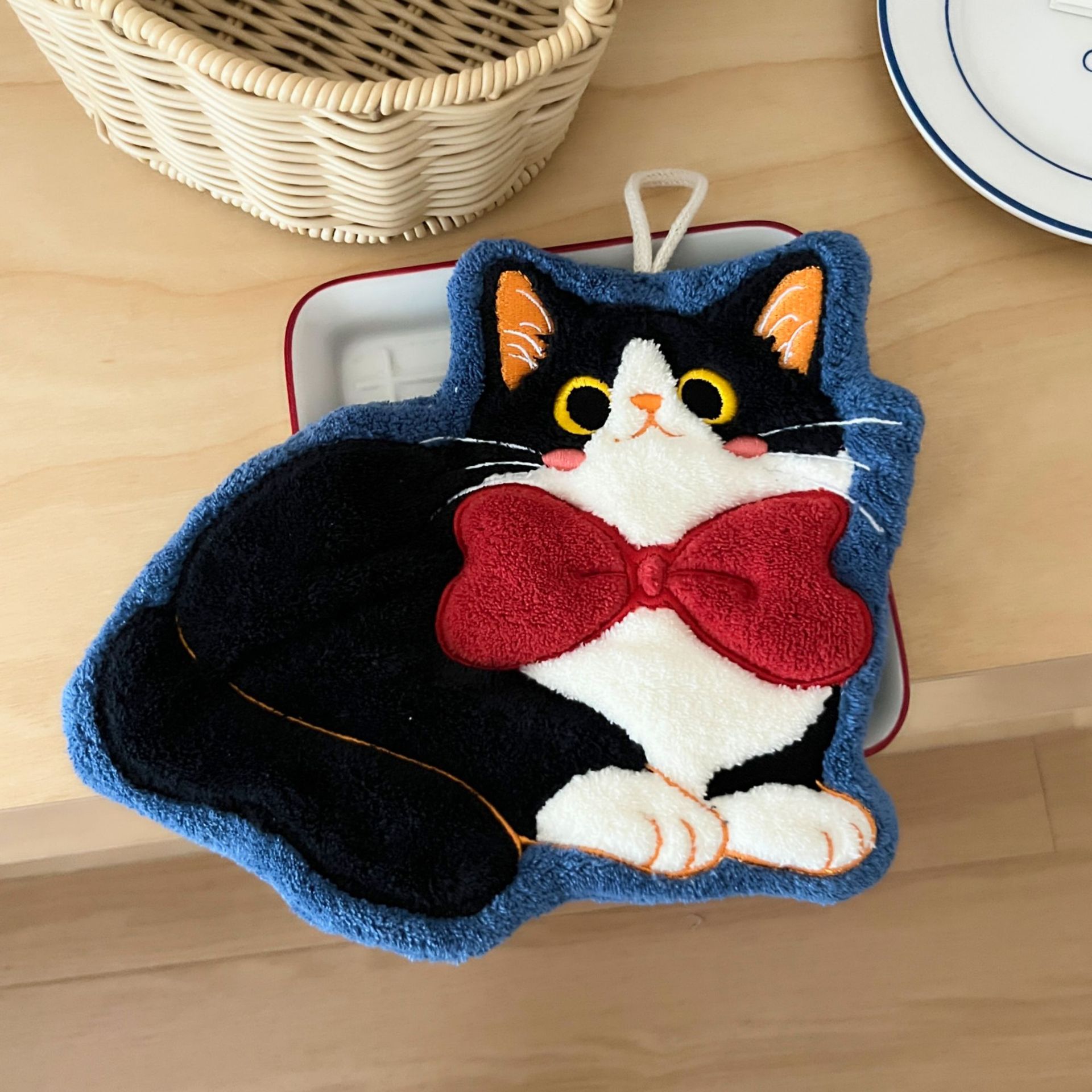 Hanging super absorbent hand towel