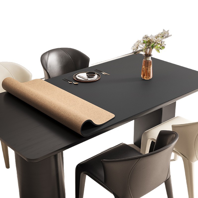 Disposable waterproof, oil-proof and heat-resistant dining table mat