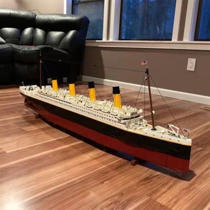 Compatible with Lego bricks Titanic large-scale building block model 24015, high-difficulty adult building block toy