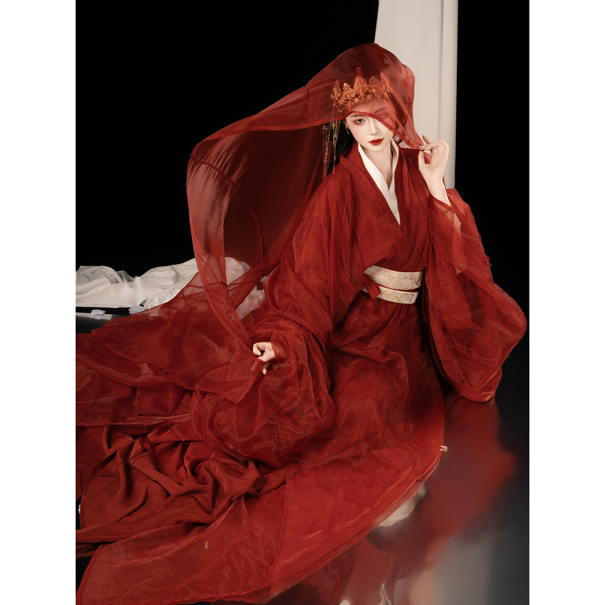 Red Warring States Robe Hanfu for Women