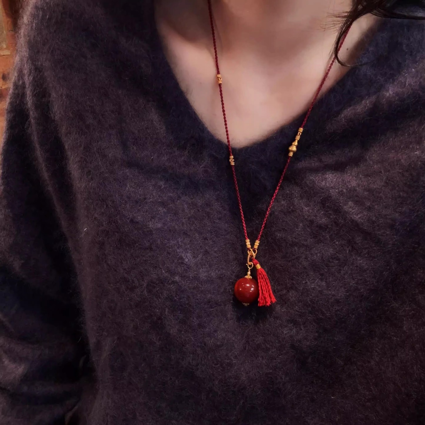 Red Rope Braided Necklace Exquisite Elegant Can Hang Jade Tassel Universal Buckle Chain