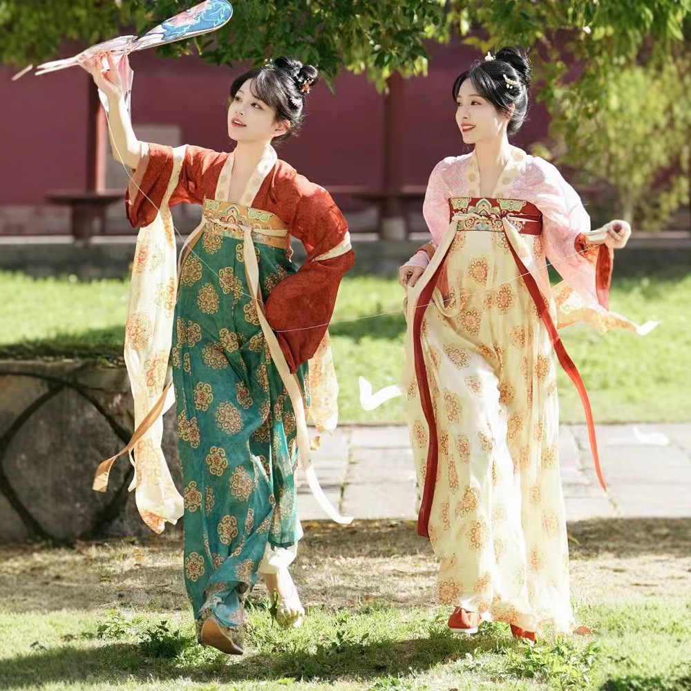 Tang Dynasty Embroidered Hanfu Chest-High Restoration National Style Set