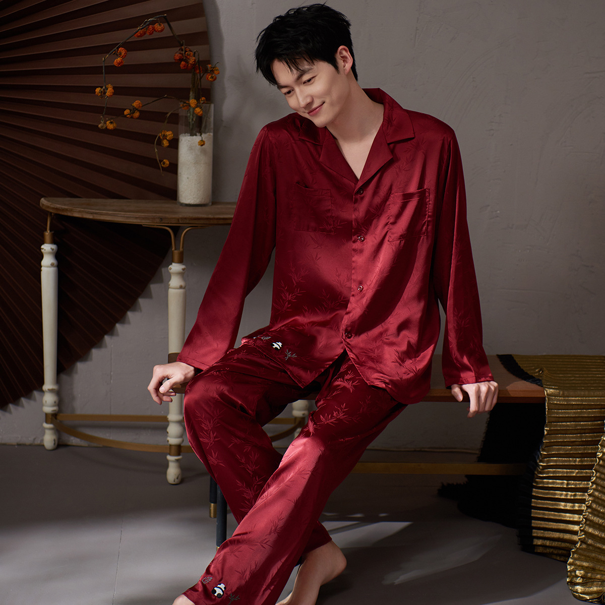 Red Home Clothes Ladies Satin Pajamas Couple Set
