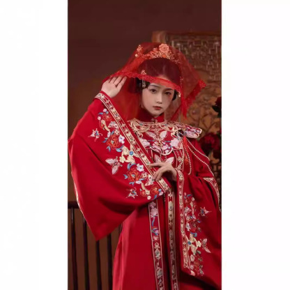 Heavy Embroidery Wedding Dress Ming Dynasty Style Horse Face Skirt