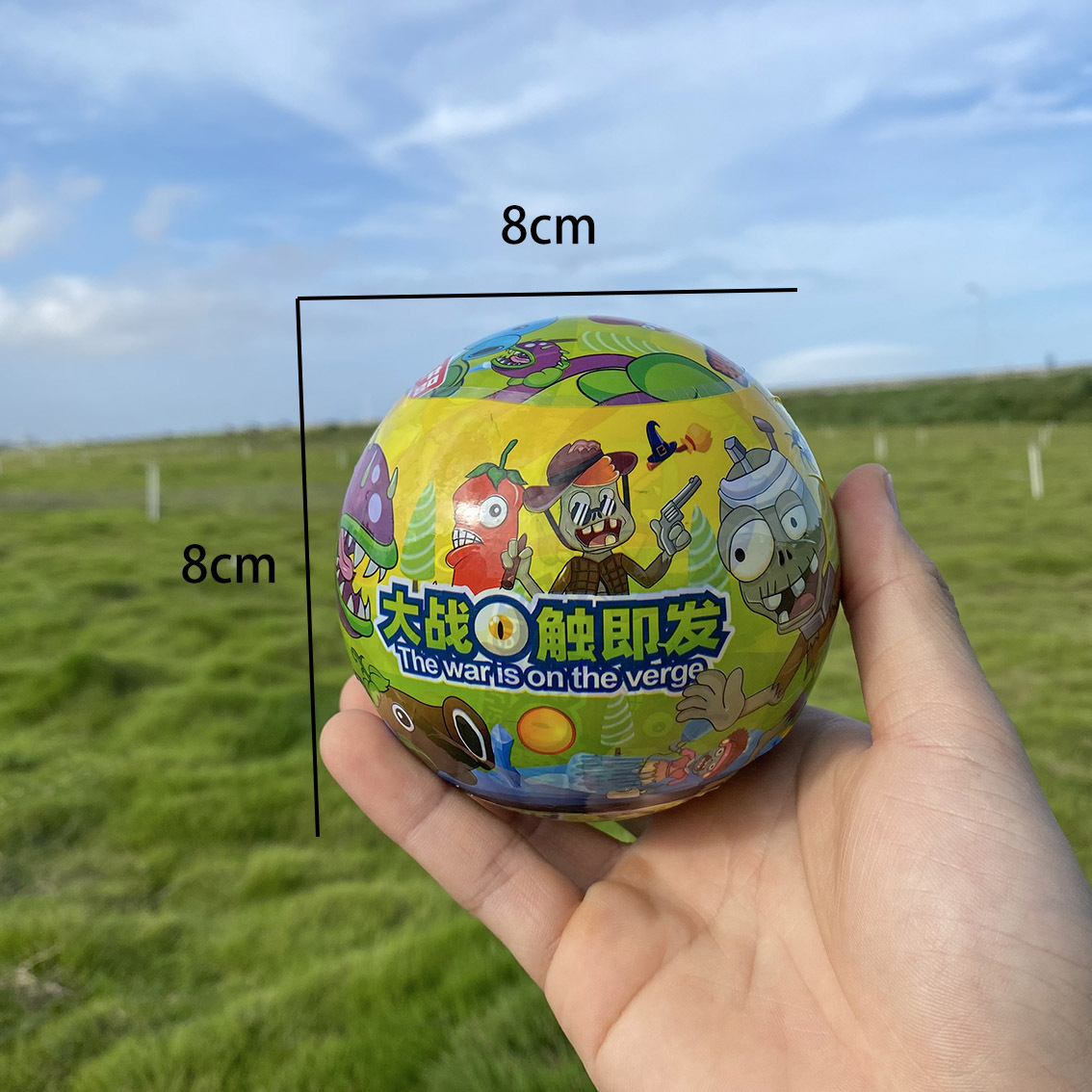 Palm-sized surprise ball gashapon blind box unpacking fun Ultraman Superman disassembly and assembly eggs, multiple mixed styles lottery