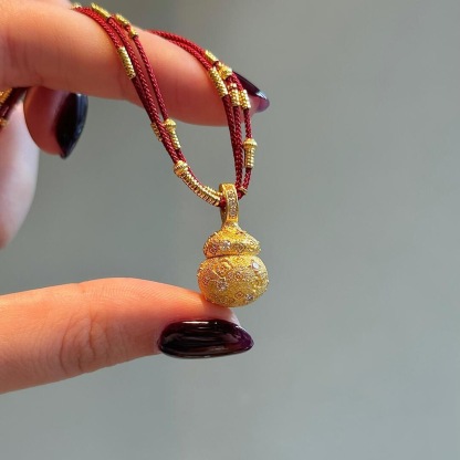 [Buy one, get three]New Chinese Style Gourd Pendant Necklace for Women Red