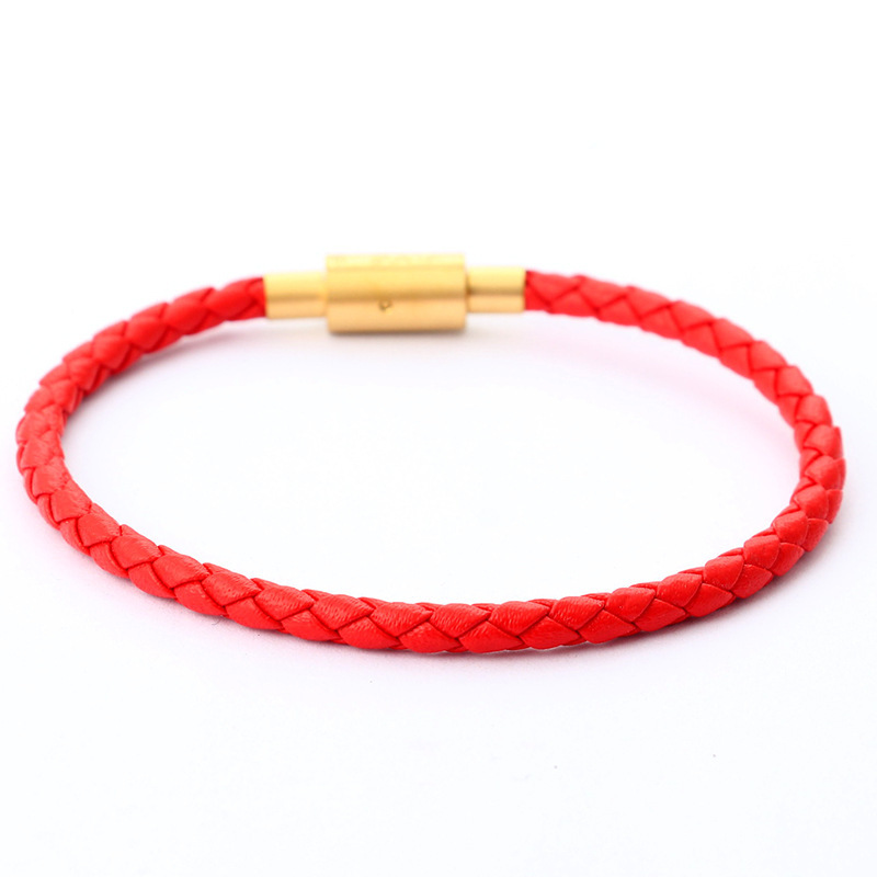 [Buy one, get three]Steel wire bracelet, leather cord woven red string
