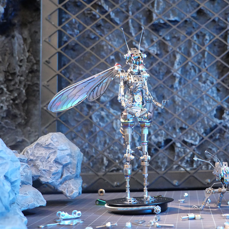 Mechanical Party Bee Blade Princess Metal Assembly Model, a Precision Mechanical Toy for Gifting, Trendy Toy, Cyberpunk, Birthday Gift
