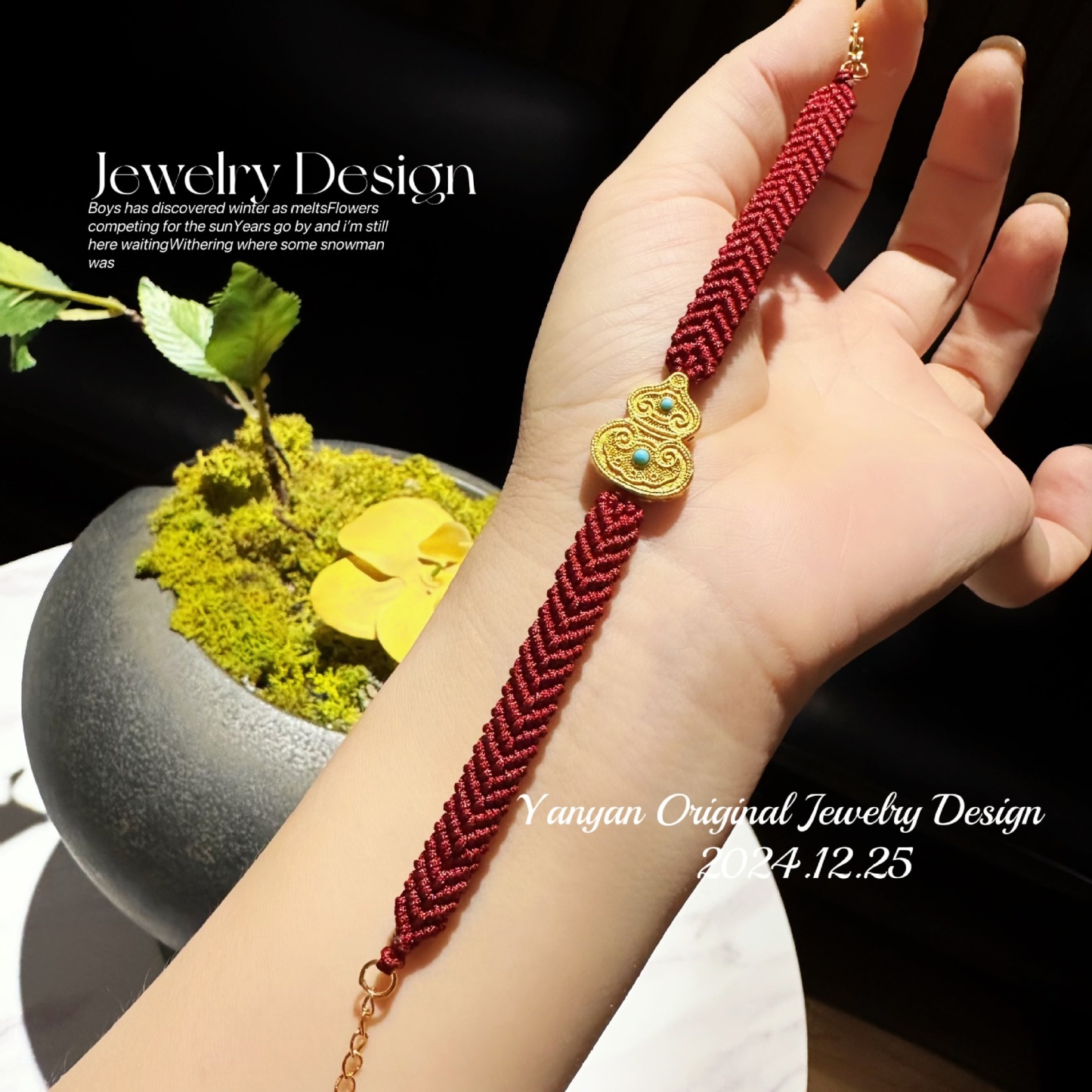 Hand-woven Red String Fortune and Prosperity Double Happiness Gourd Bracelet