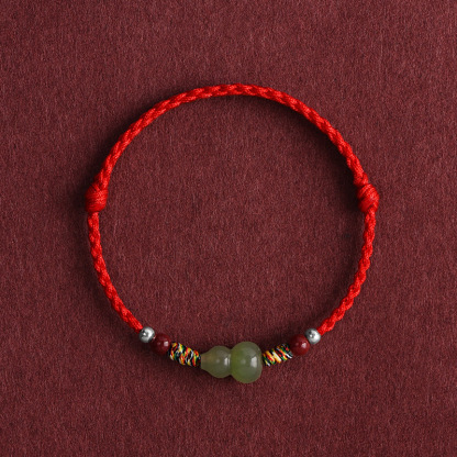 Natural Hetian jade gourd with red string for the zodiac year of one's birth