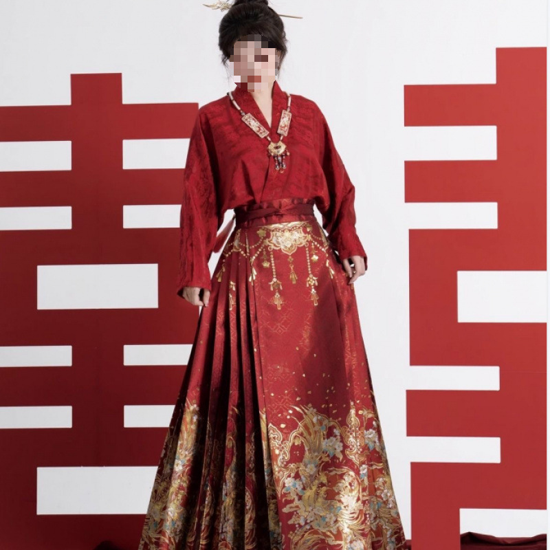 Red Horse Face Skirt Wedding Chinese Style Suit