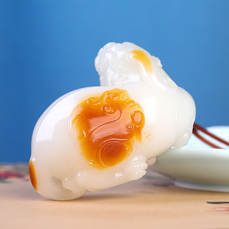 Unique Master Craftsmanship: Hetian Jade, Suet Jade, Pixiu Hand-Held Ornament