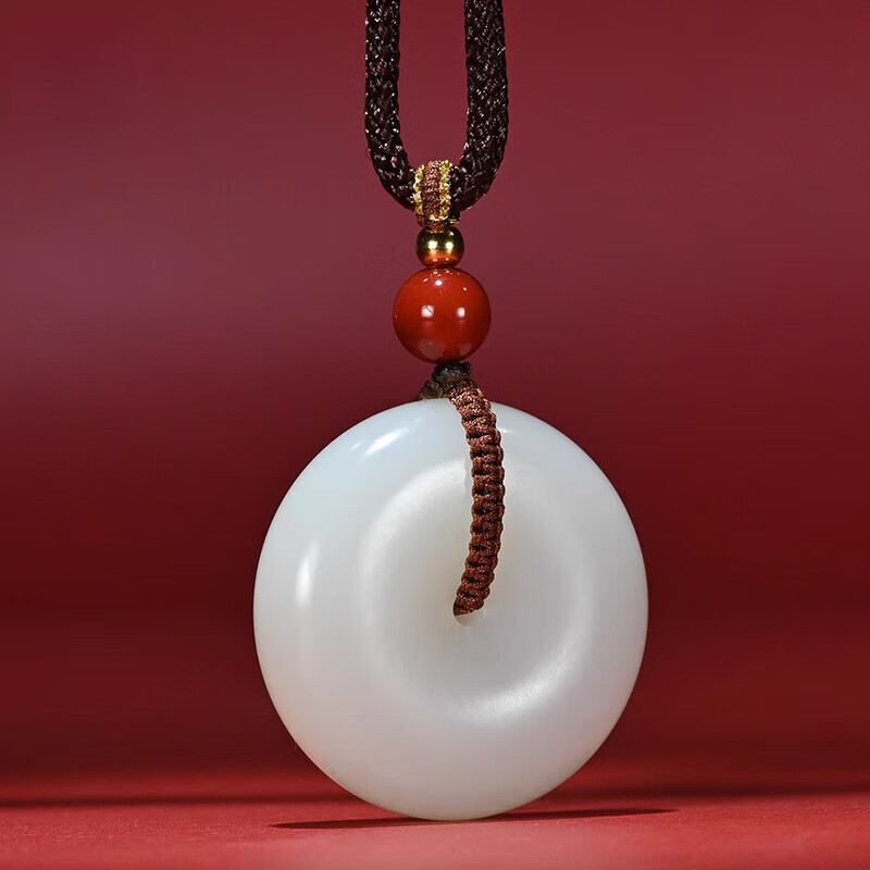 Suet jade peace buckle, Xinjiang Hetian white jade seed material, 35mm pendant