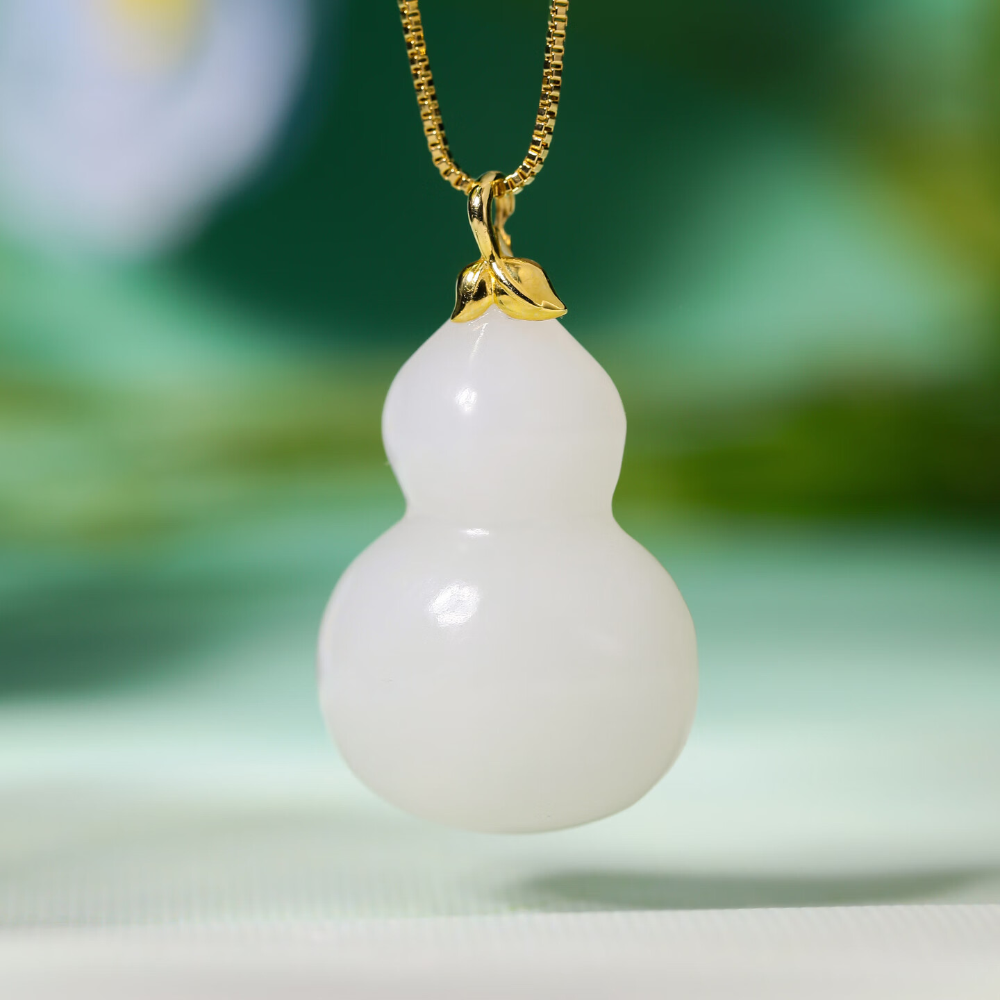 Hehe Jade Hetian Jade Suet White Jade 18k Gold Inlaid Jade Gourd Pendant Fortune and Prosperity Pendant Jade Necklace