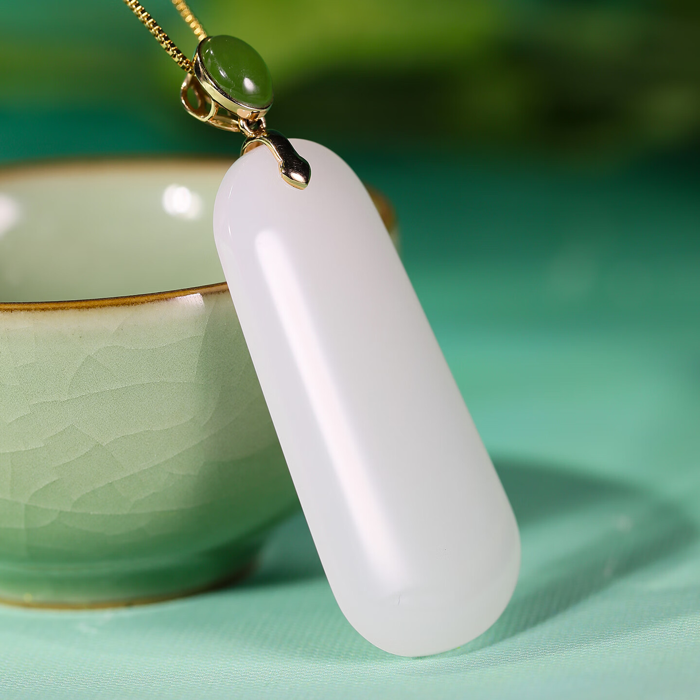 Hehe Jade Hetian Jade Suet White Jade 18k Gold Inlaid Jade Peace Pendant Jade Necklace