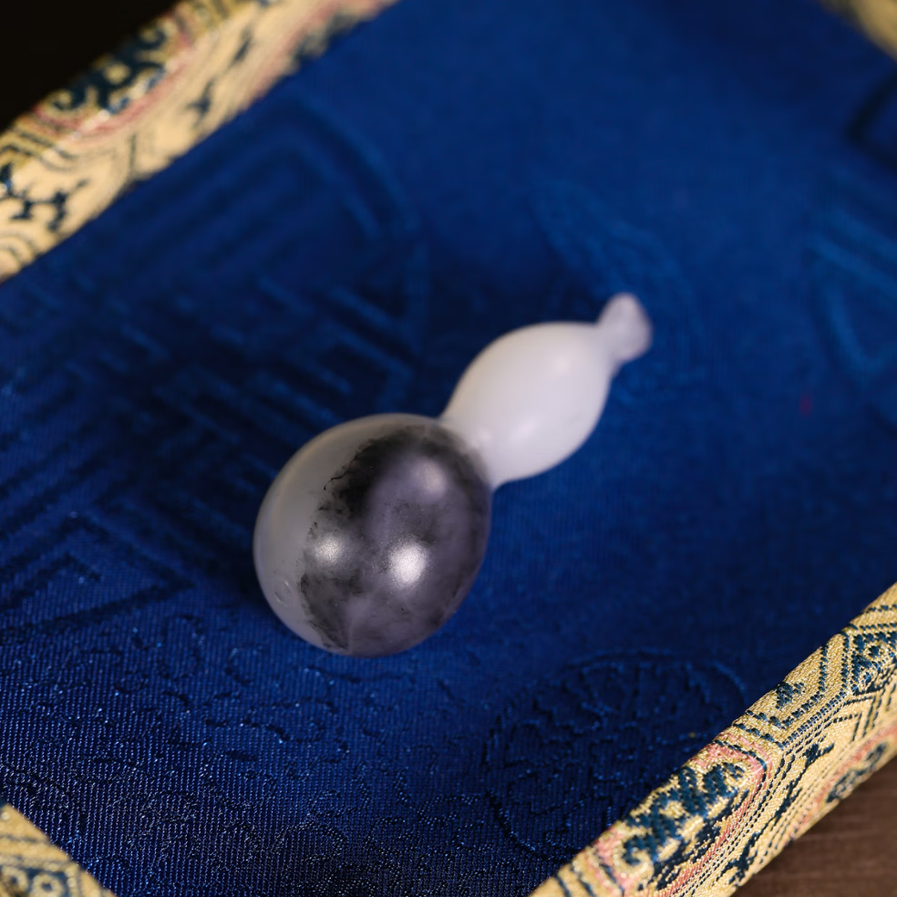 Hetian Jade Smoke Blue Jade Gourd - Mountain Material Fortune and Prosperity Pendant