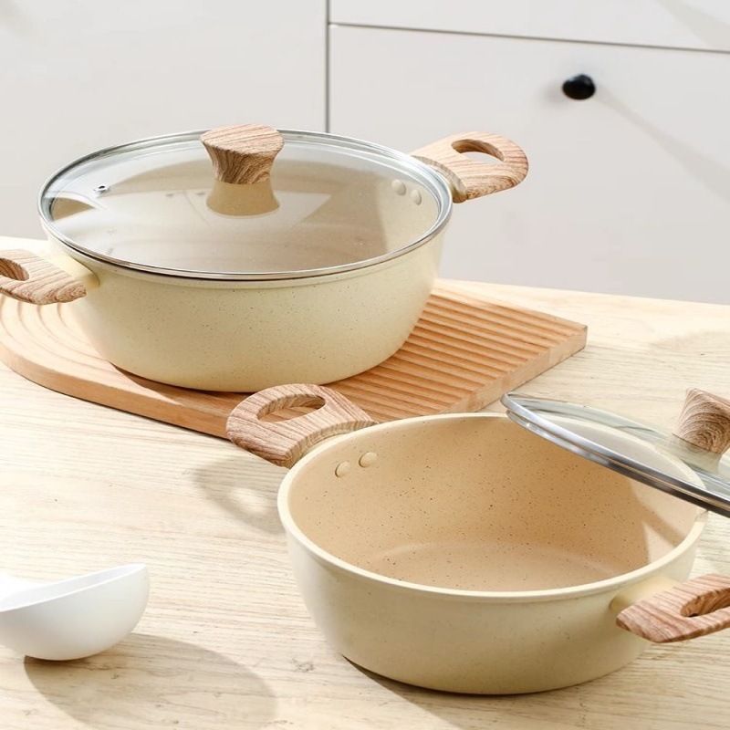 Soup Pot with Lid Non Stick Pot with Stay-cool Handle