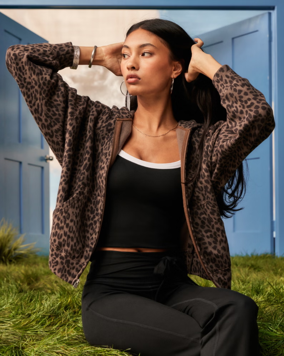 Oversized Leopard Print Zip-Up Hoodie