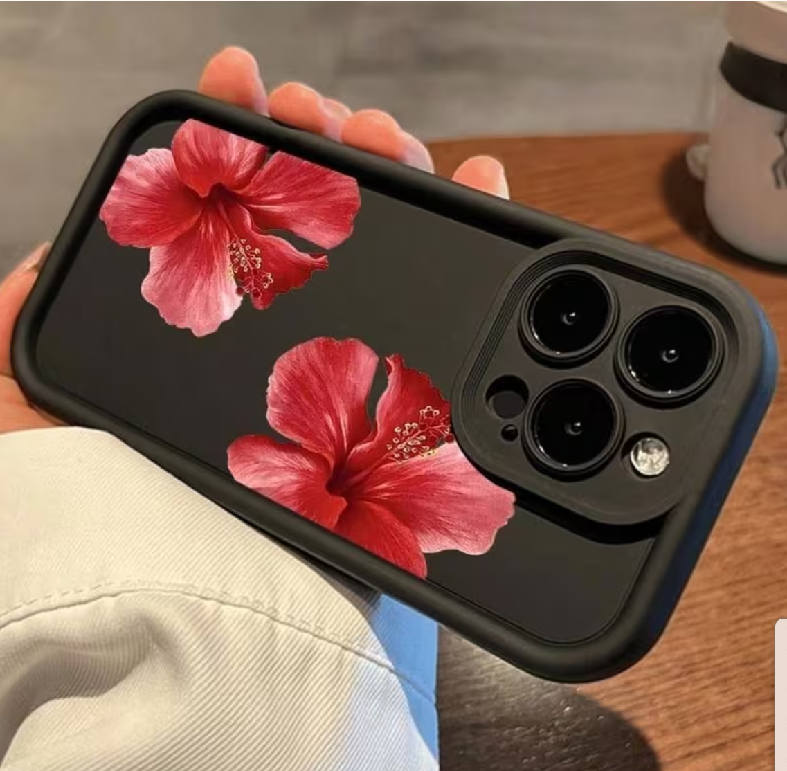 A Phone Case Featuring a Vintage Red Flower Pattern Designed for Iphone Models 16, 15, 14, 13, 12, 11, XS, XR, X, 7, 8 Plus, Pro Max, And SE Series, Perfect As a Birthday Gift for a Girlfriend, Boyfriend, Or