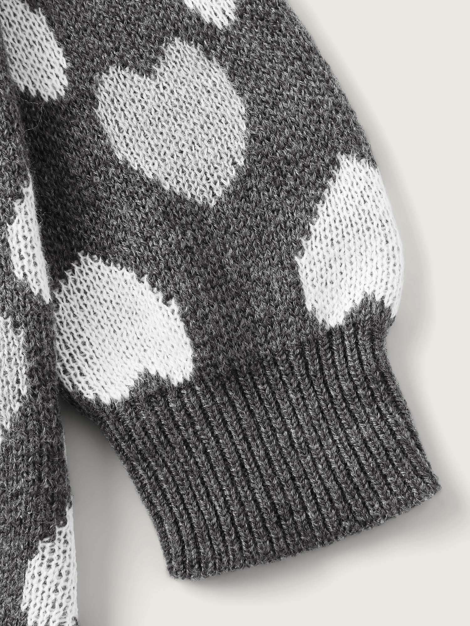 Monochrome Hearts Slit Round Neck Pullover