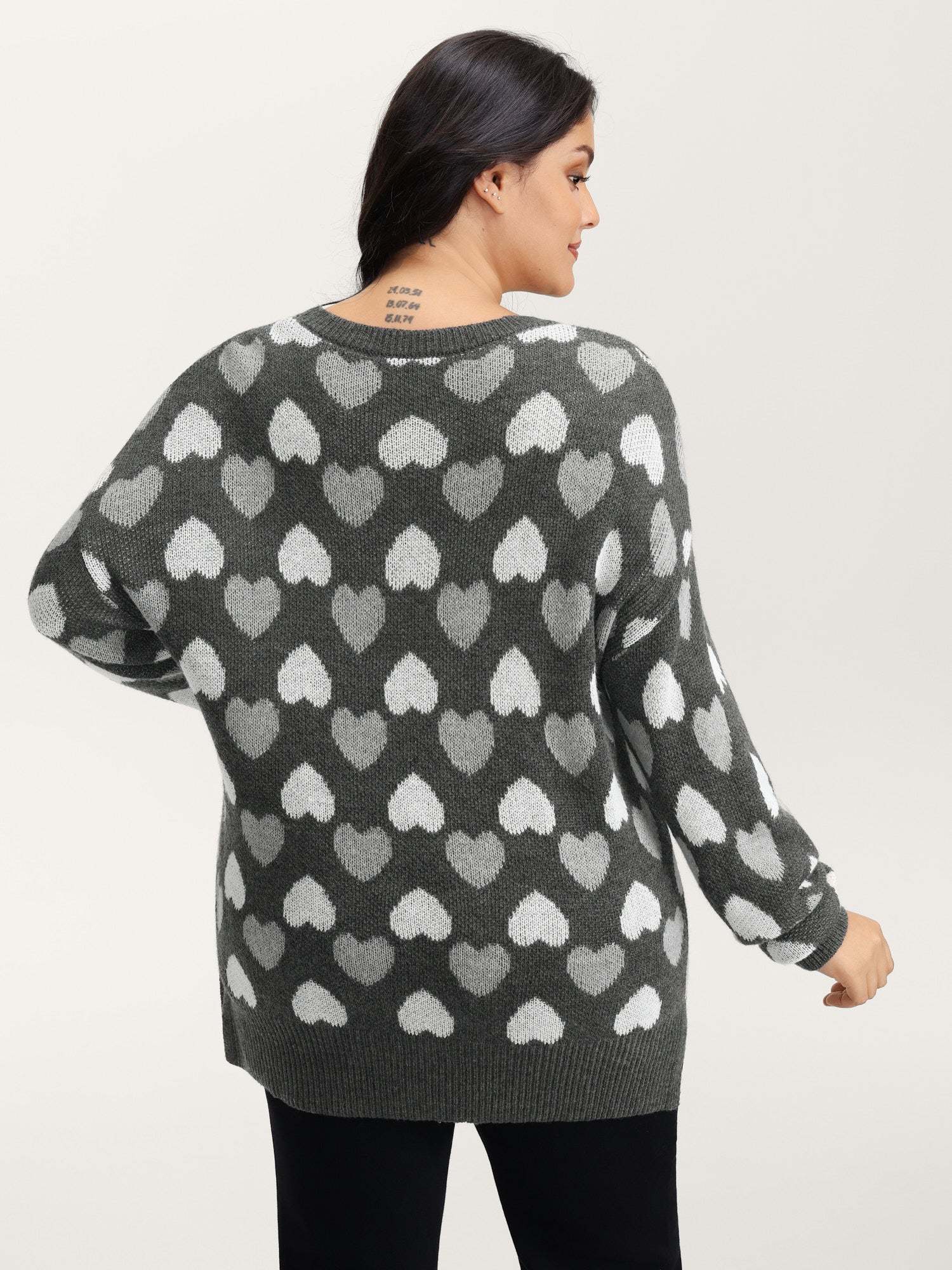 Monochrome Hearts Slit Round Neck Pullover