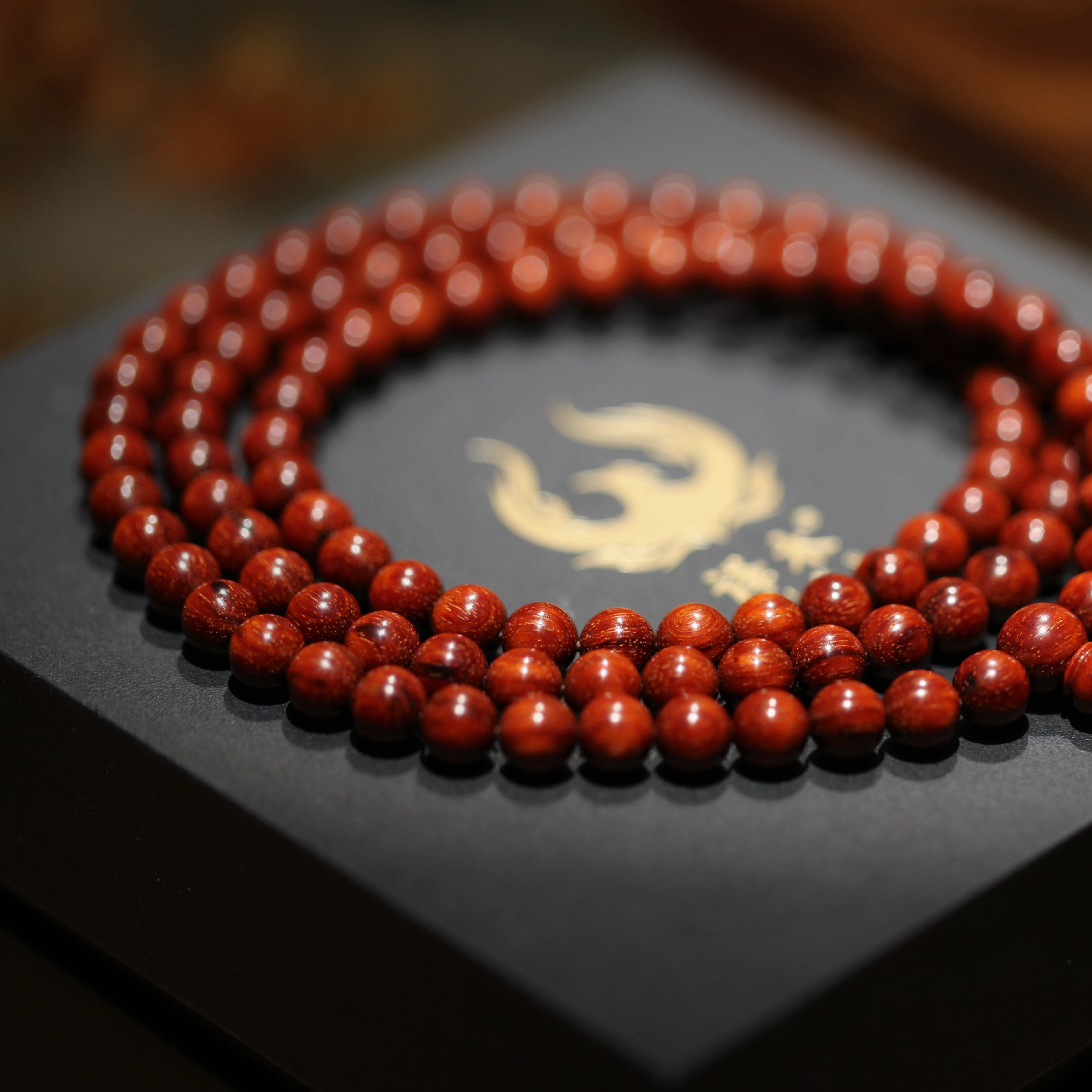 "Small-leaf Red Sandalwood Fine Gold Star Old Material" 0.7*108 bead bracelet