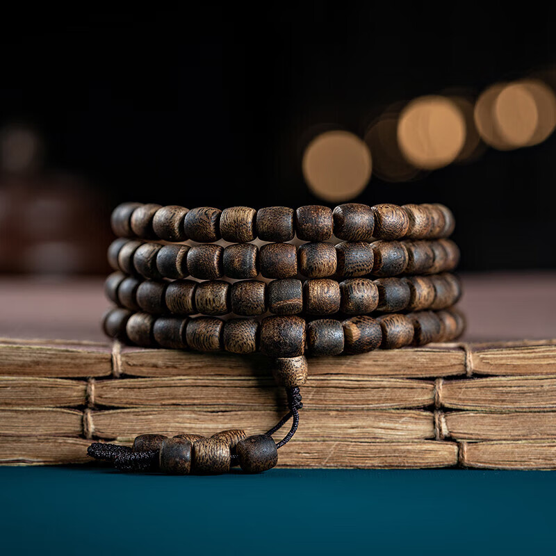 Natural Vietnam Nha Trang Green Agarwood Bracelet, Nine-tenths Sinking Old Material