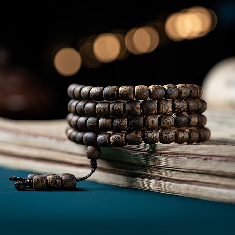 Natural Vietnam Nha Trang Green Agarwood Bracelet, Nine-tenths Sinking Old Material