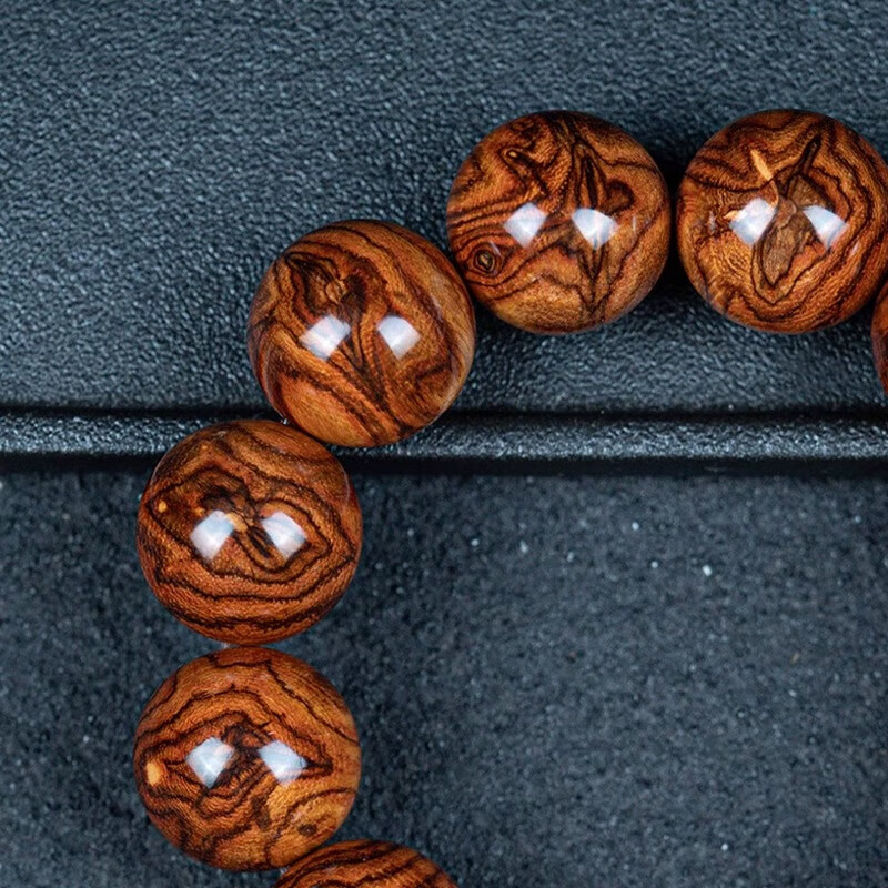 High-end old material of Hainan Huanghuali bracelets with ghost face and matching eyes