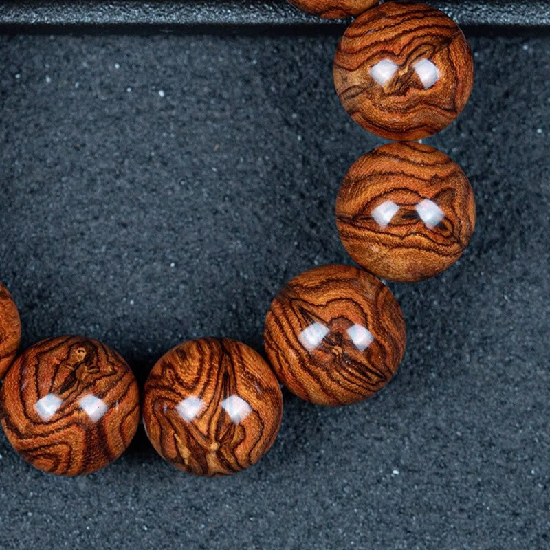 High-end old material of Hainan Huanghuali bracelets with ghost face and matching eyes