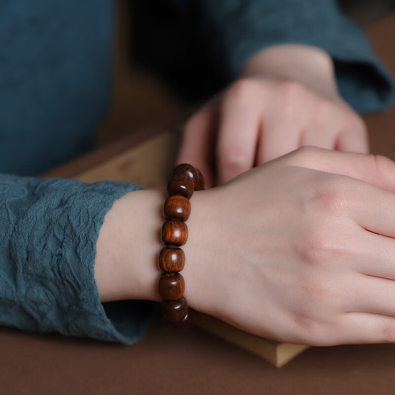 Authentic Hainan old material Huanghuali Dalbergia odorifera light-colored pear purple oil pear old-style bracelet