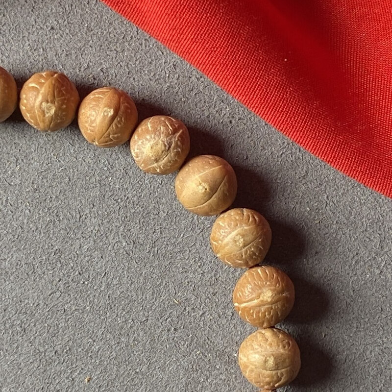 Nepalese small phoenix eye hand-held, size 9.5, high oil content, high density, good texture