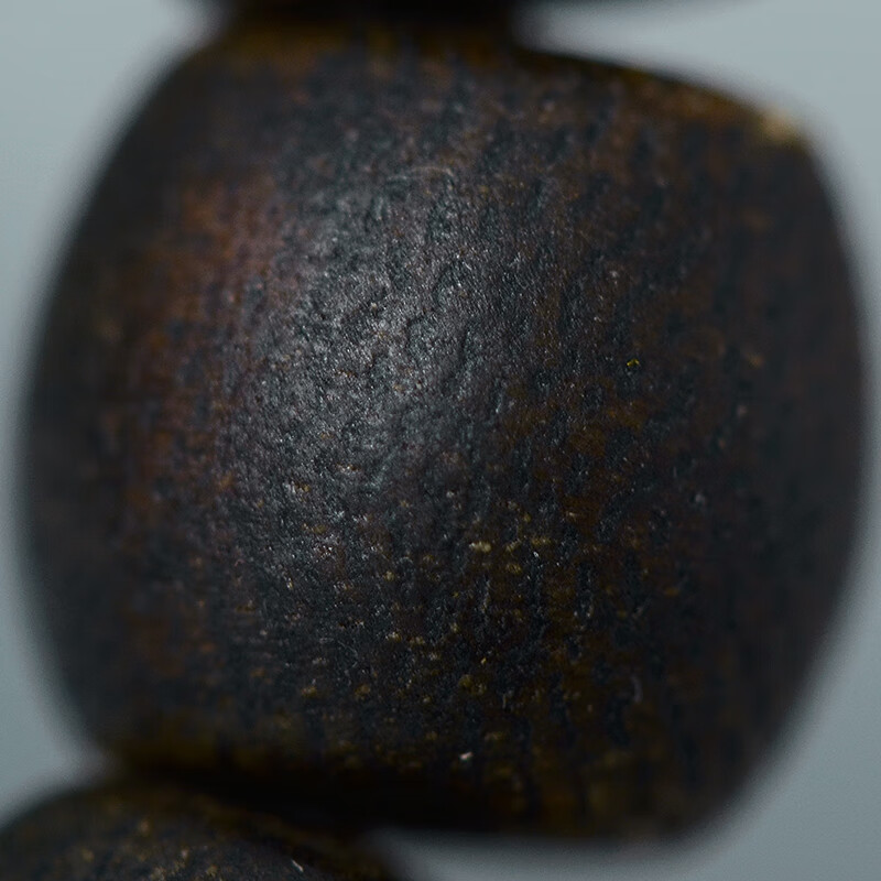 Sinking-grade Hainan Yingge Green Qi Nan Guoxiang Series Agarwood Bracelet