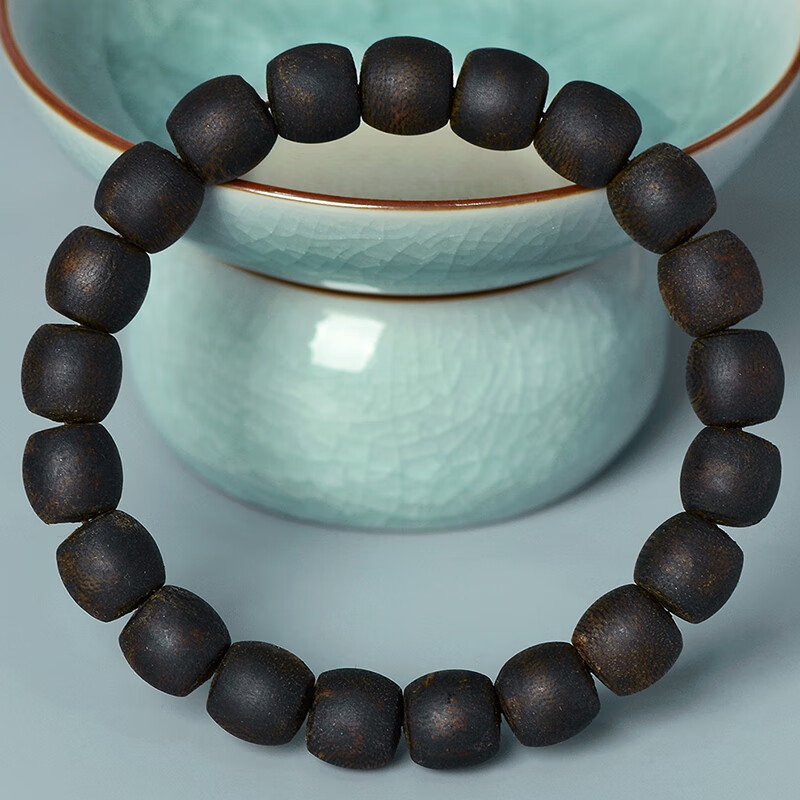 Sinking-grade Hainan Yingge Green Qi Nan Guoxiang Series Agarwood Bracelet