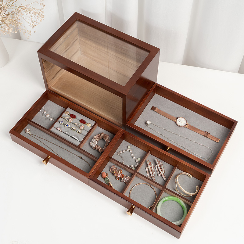 Vintage-style jewelry storage box