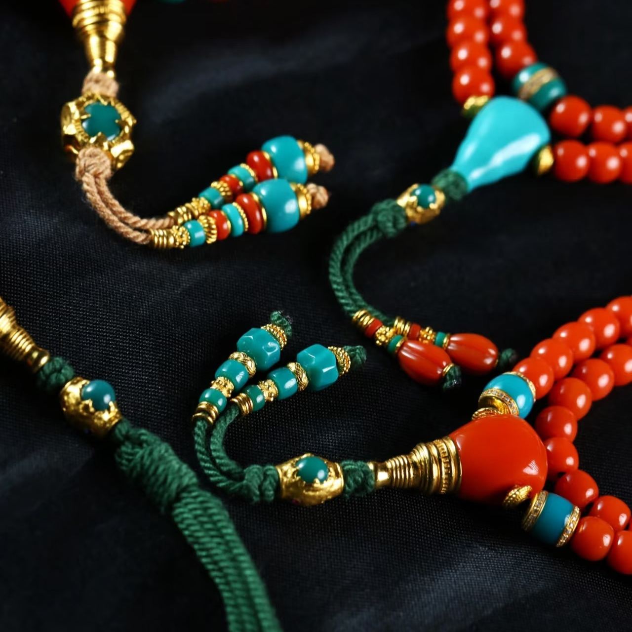 [Tibetan-Style Exquisite Workmanship] Southern Red Agate 108 Prayer Beads with Turquoise & Gilt Accessories | Multi-Wrap Curio Bracelet Collectible Pendant