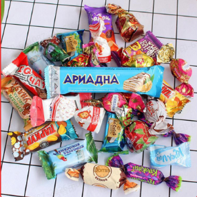 Rosyjskie importowane mieszane cukierki czekoladowe.