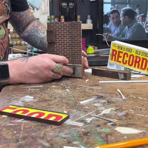 💽Retro-Wandleuchte für Plattenläden, Geschenk für Plattensammler