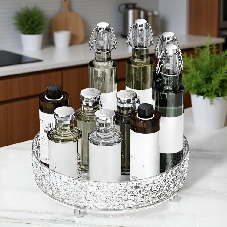 Organizator cosmetic rotativ pentru depozitarea parfumurilor