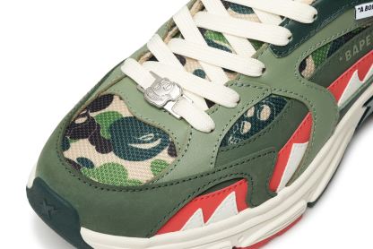 CO-BRANDING SHARK STA