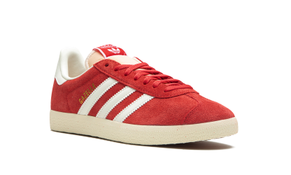 Gazelle "Glory Red"