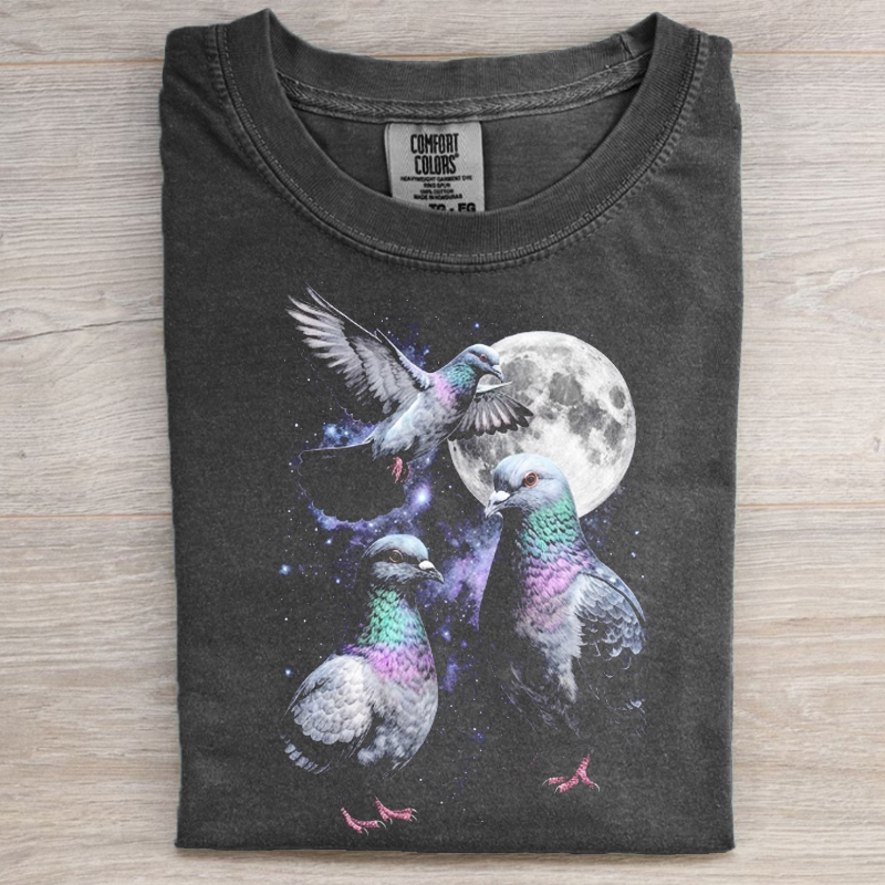 Three Pigeon Retro Graphic T-shirt