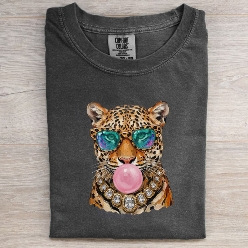 Bubblegum Sunglasses Big Cat Graphic T-shirt